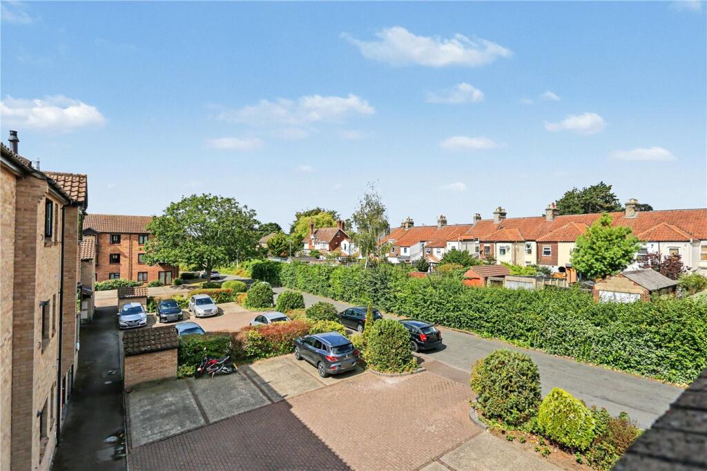 Apartment in Norwich - View 2