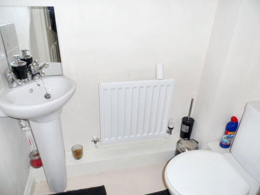 House in Newcastle upon Tyne - More