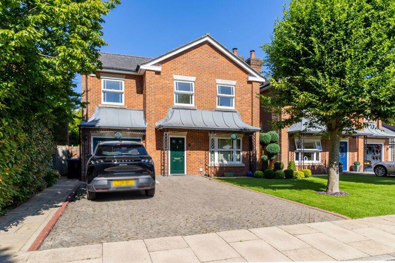 Main image of property: Tower Place, Warlingham