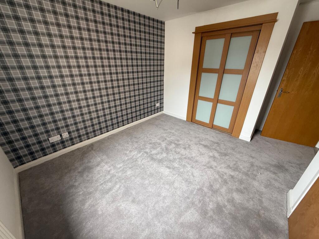 Apartment in Edinburgh - More