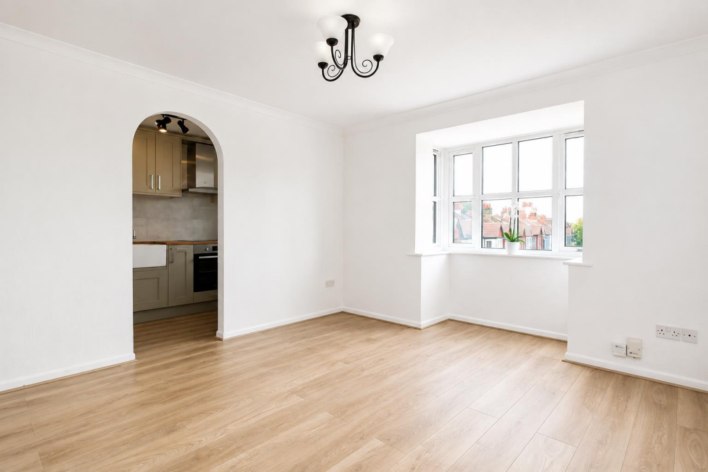 Apartment in London, Lonesome, Mitcham - View 5