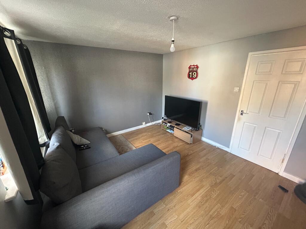 House in Taunton - View 3