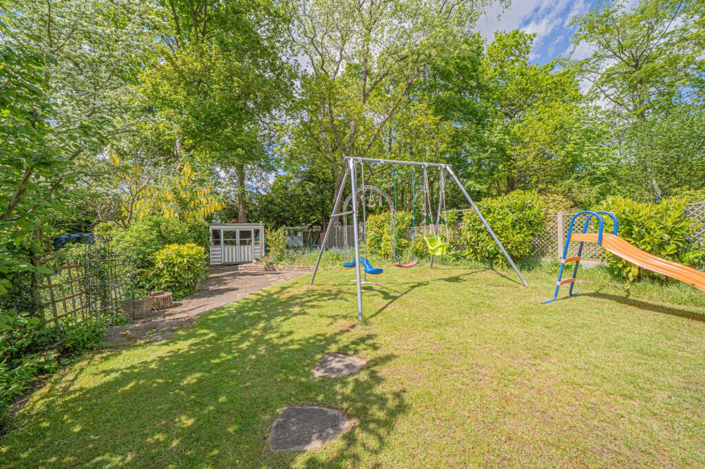 Sambourn Close, Solihull, B91 photo 4