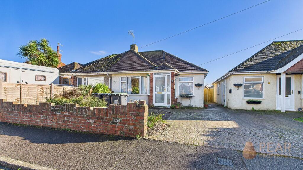 Main image of property: Grafton Gardens, Sompting, BN15
