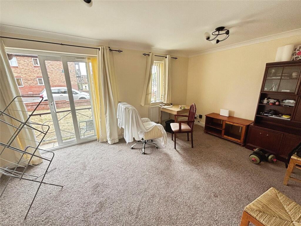 Langsett Court, Doncaster, South Yorkshire, DN4 photo 2
