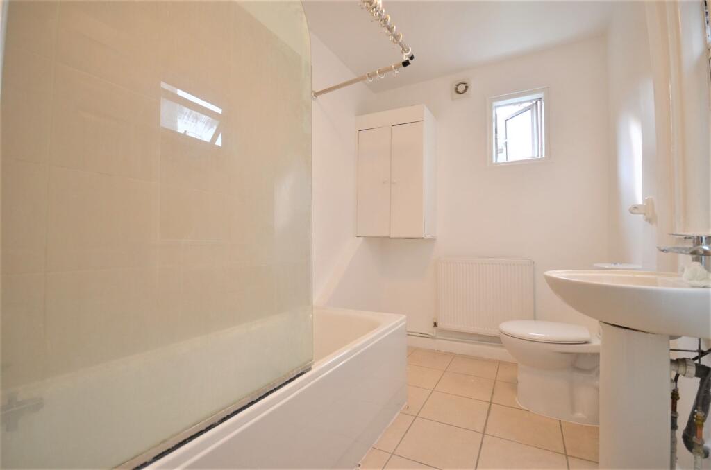 4 bedroom terraced house for rent