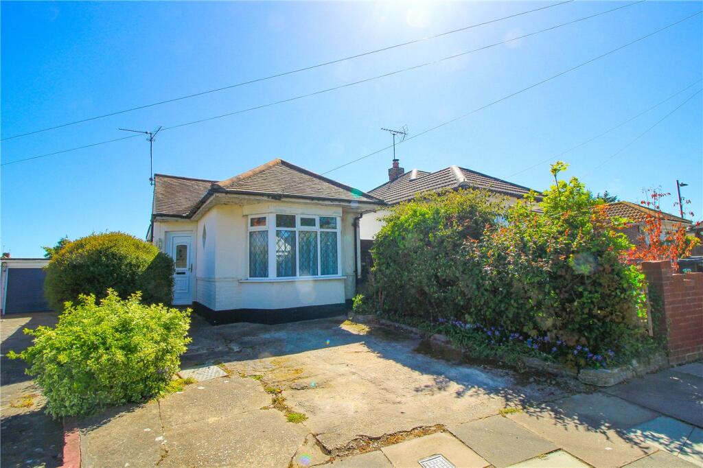 Main image of property: Oakwood Avenue, Leigh-on-Sea, Essex, SS9