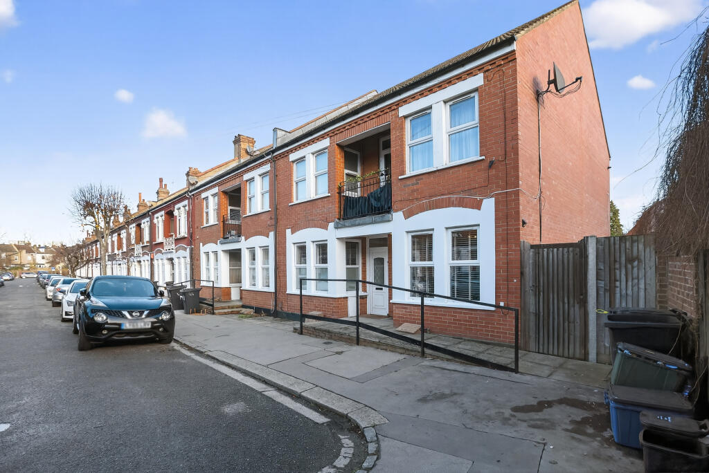 Main image of property: Ingatestone Road, London, SE25