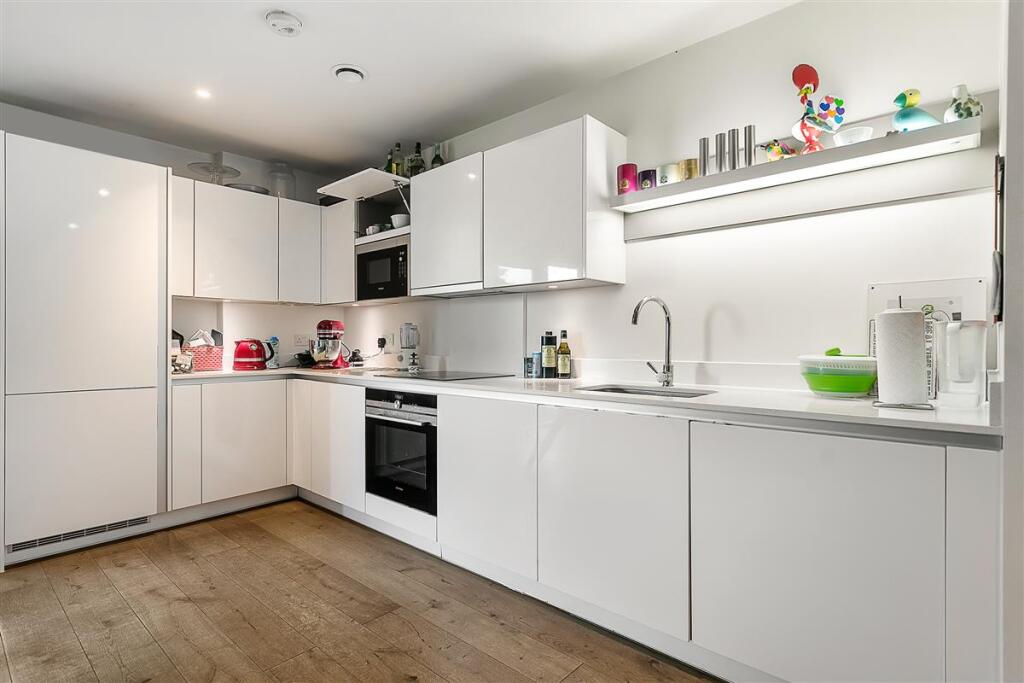 Apartment in London - View 4