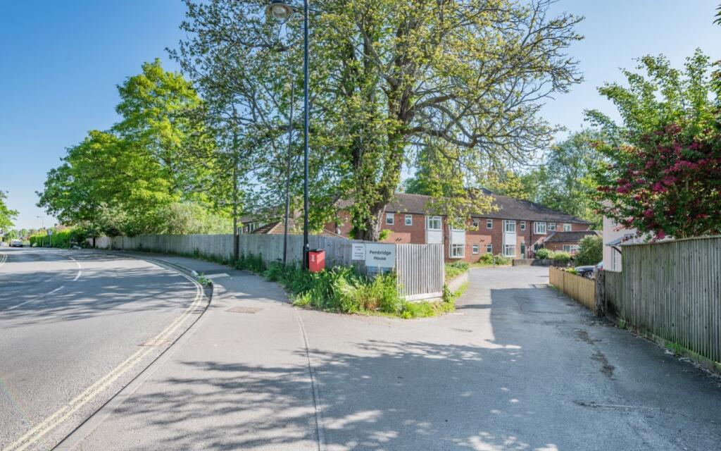 Main image of property: Pembridge House Salisbury Road, Fordingbridge, Hampshire, SP6