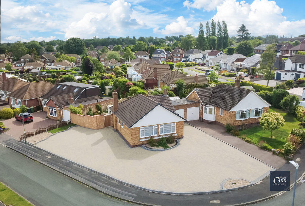 Main image of property: Inglewood Grove, Streetly, B74 3LW