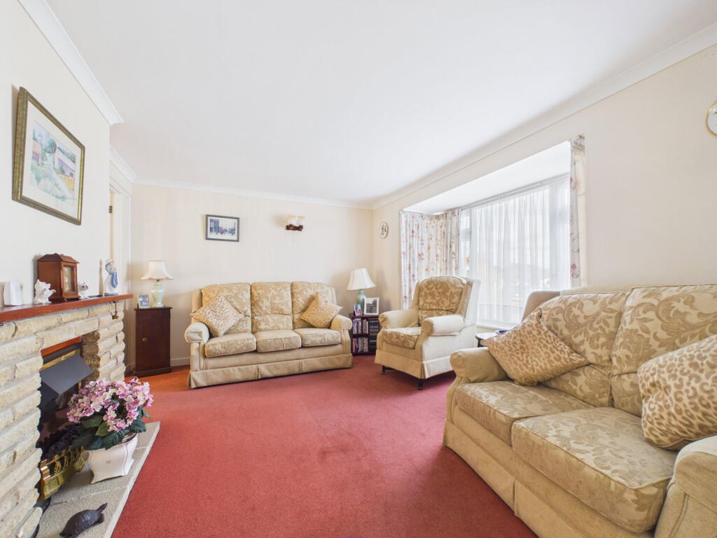 Laggan Road, Maidenhead, SL6 - View 3