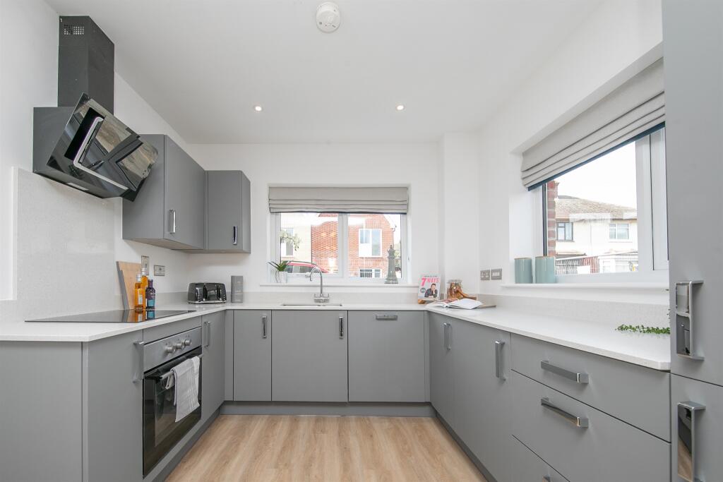 House in Parkeston, Ramsey and Parkeston - View 3