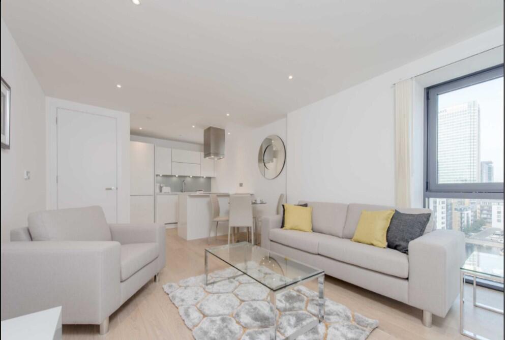 Main image of property: Horizon Building, Hertsmere Road, Tower Hamlets, London