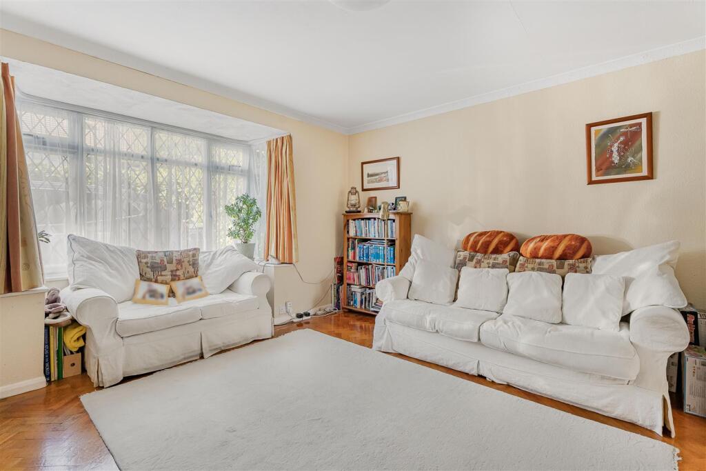 House in Ilford - View 5