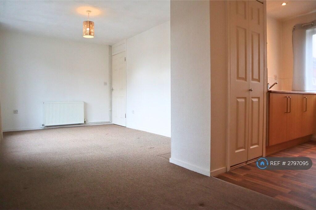 Main image of property: St Saviours Gardens, Nottingham, NG2