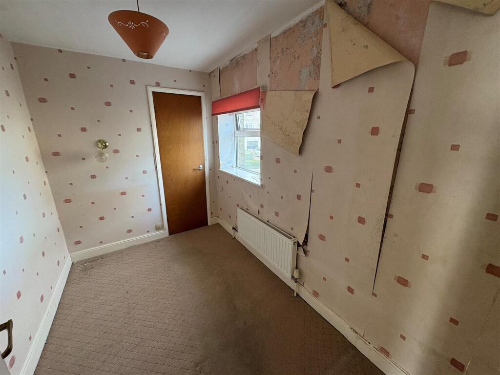 Additional image 8 of Long Lane, Queensbury, Bradford