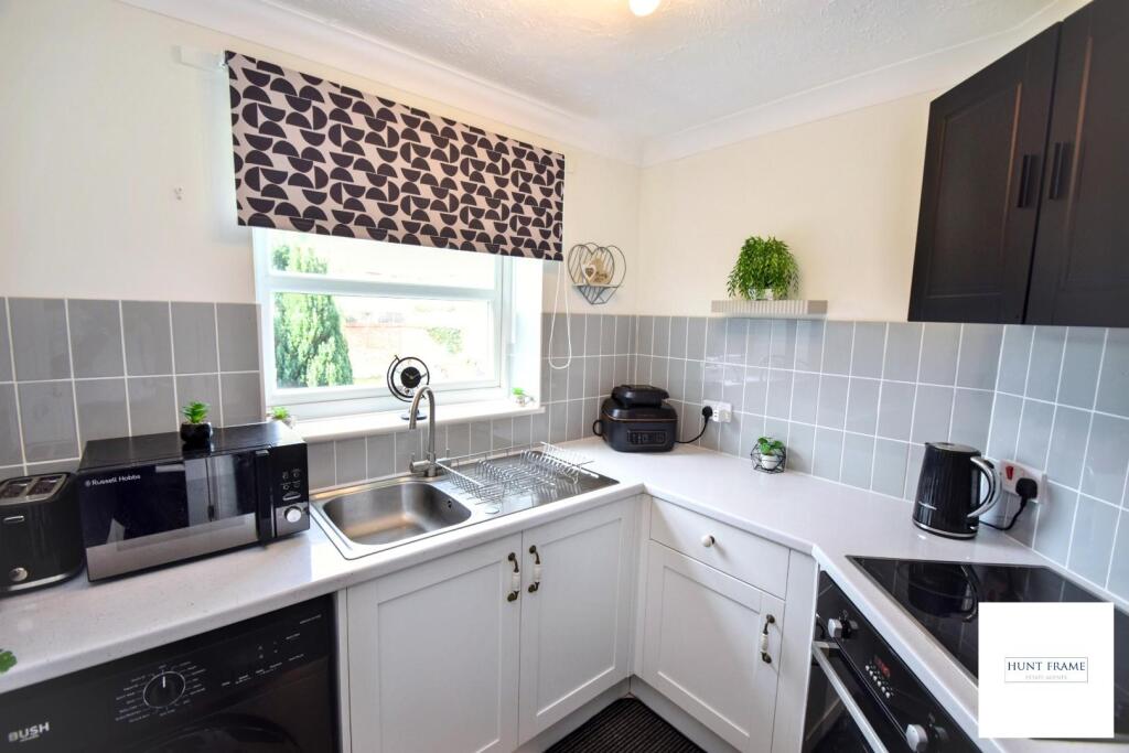 Granville Road, Eastbourne photo 3