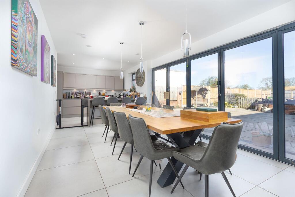 House in Rugby, Binley Woods - View 2