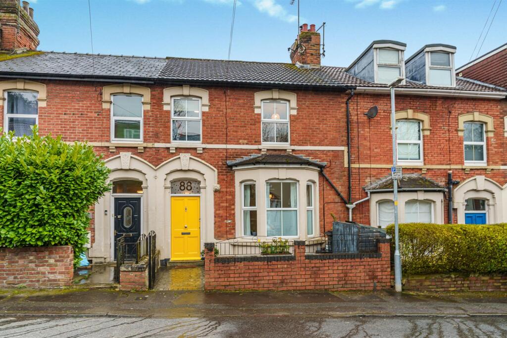 Main image of property: Clifton Street, Old Town, Swindon