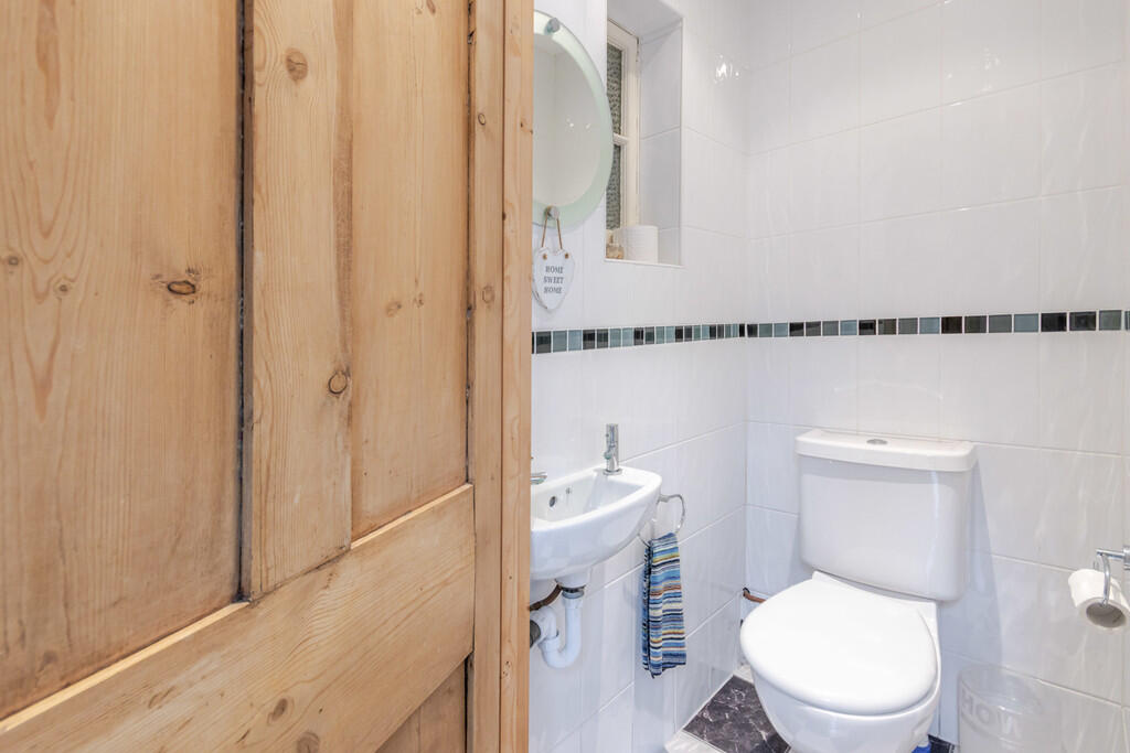 Additional image 20 of Railway Cottages, Station Road