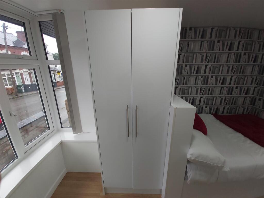 Additional image 4 of Tiverton Road