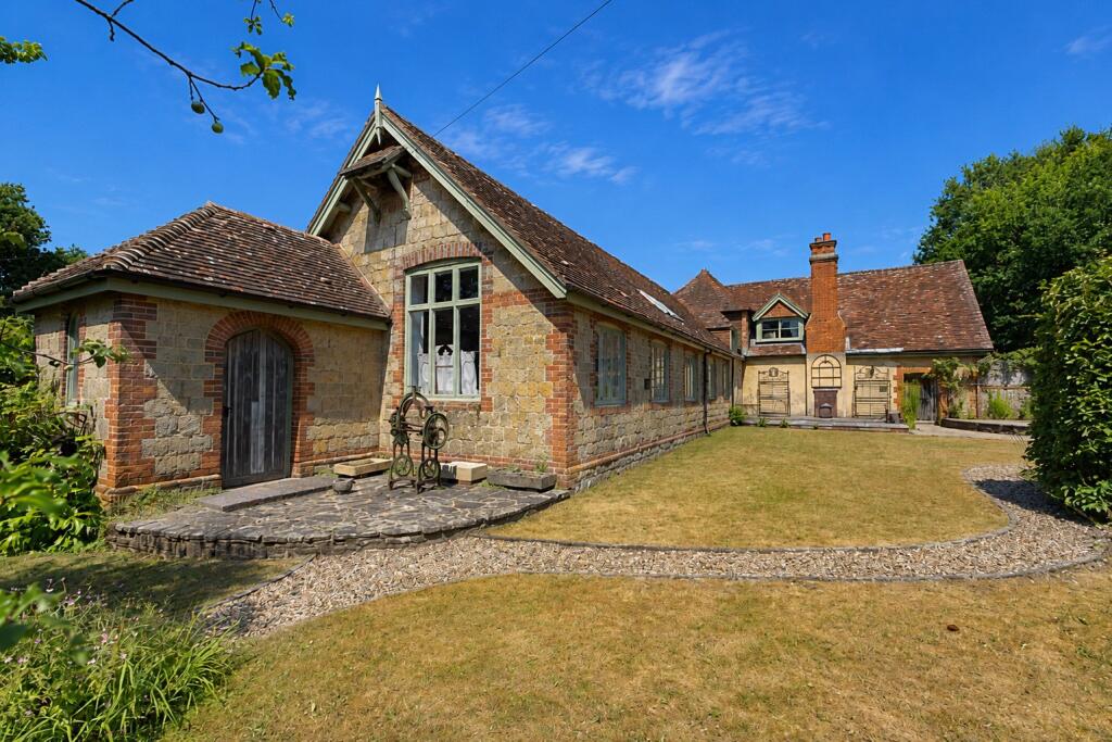 Crabtree Lane, Headley, Bordon, Hampshire, GU35 - View 5