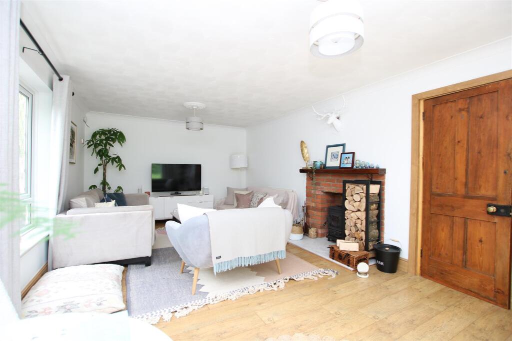 House in Redhill - View 5