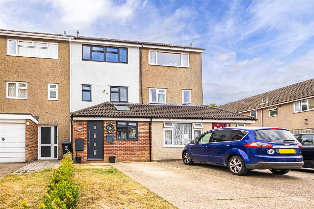 Main image of property: Claymore, Grovehill, Hemel Hempstead, Hertfordshire, HP2