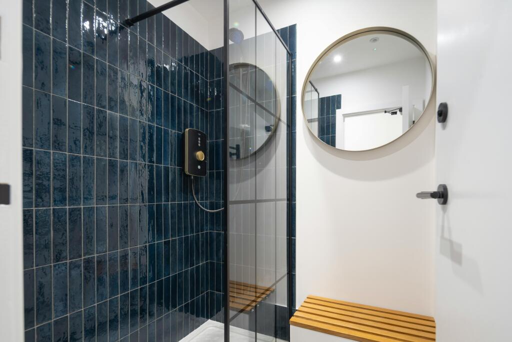 2nd Floor, 11-15 Emerald Street