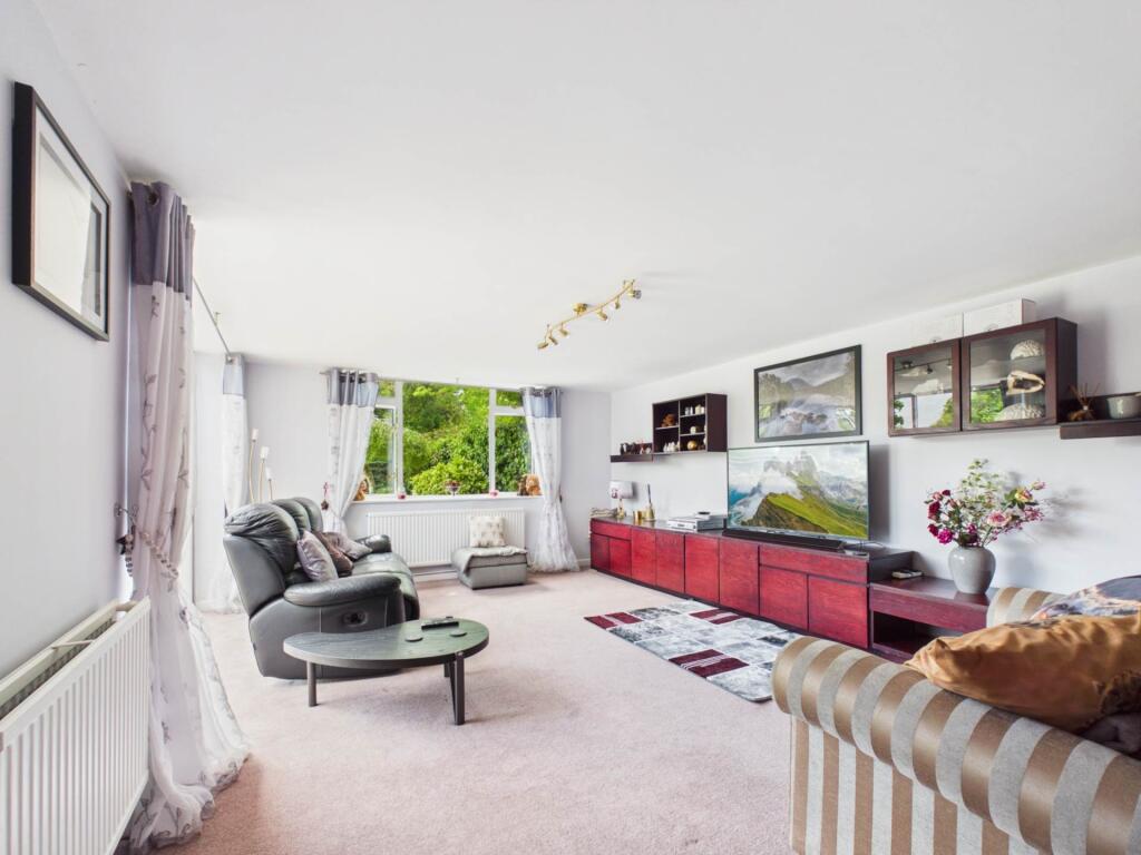Risborough Road photo 4