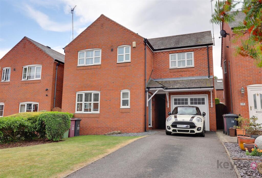 Main image of property: Kings Mews, Eckington, Sheffield, S21