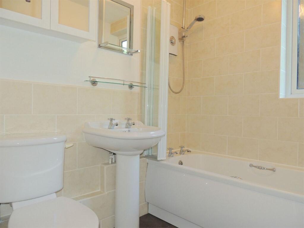 Apartment in Chelmsford - More