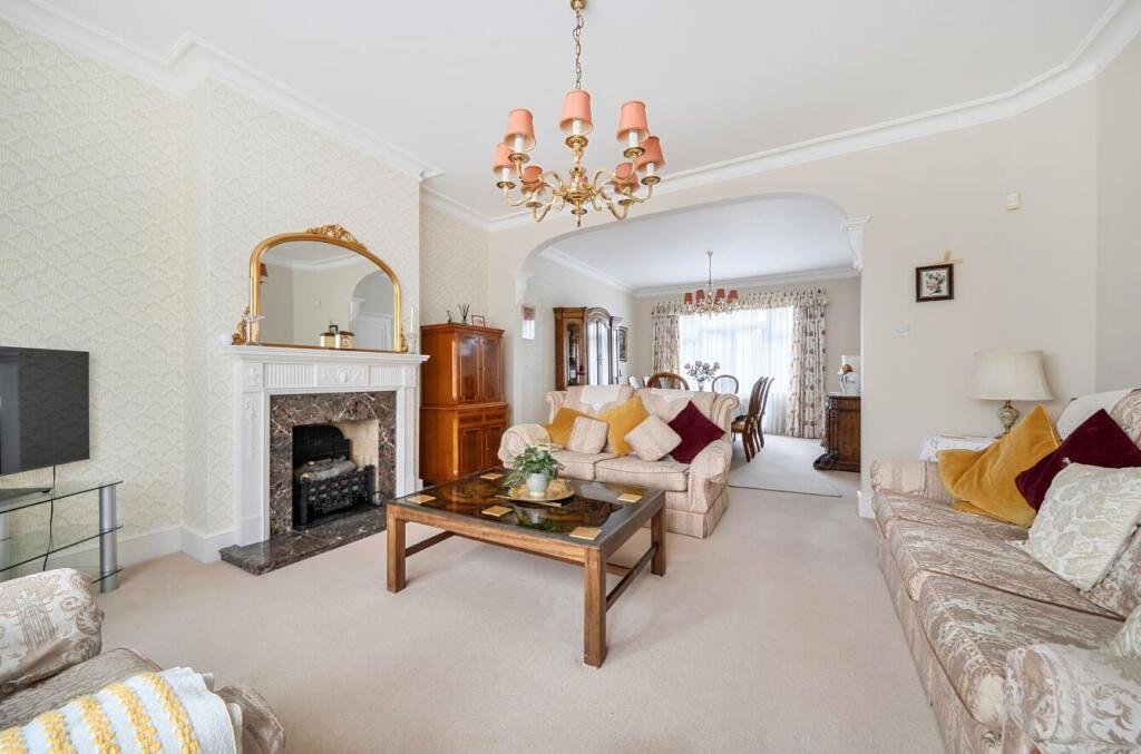 House in London - View 2