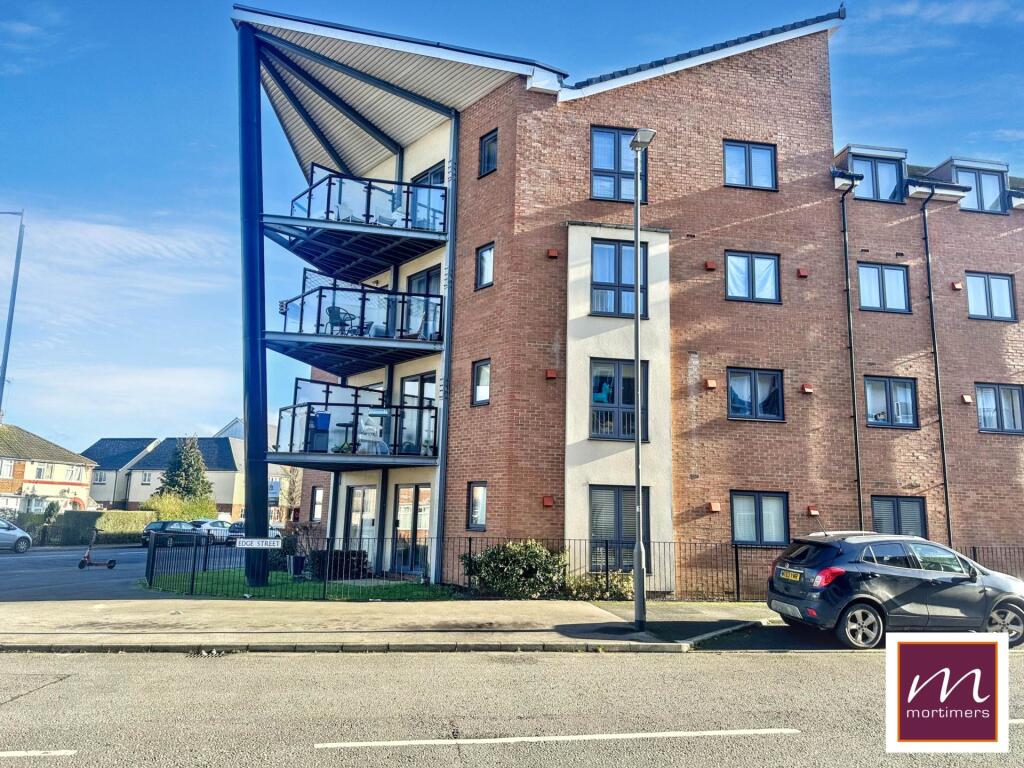 Main image of property: Edge Street, Aylesbury, Buckinghamshire, HP19