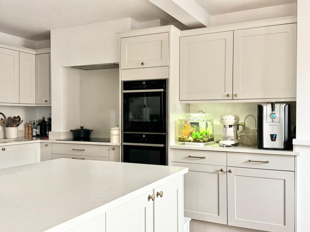 Main image of property: Wellcroft, Ivinghoe