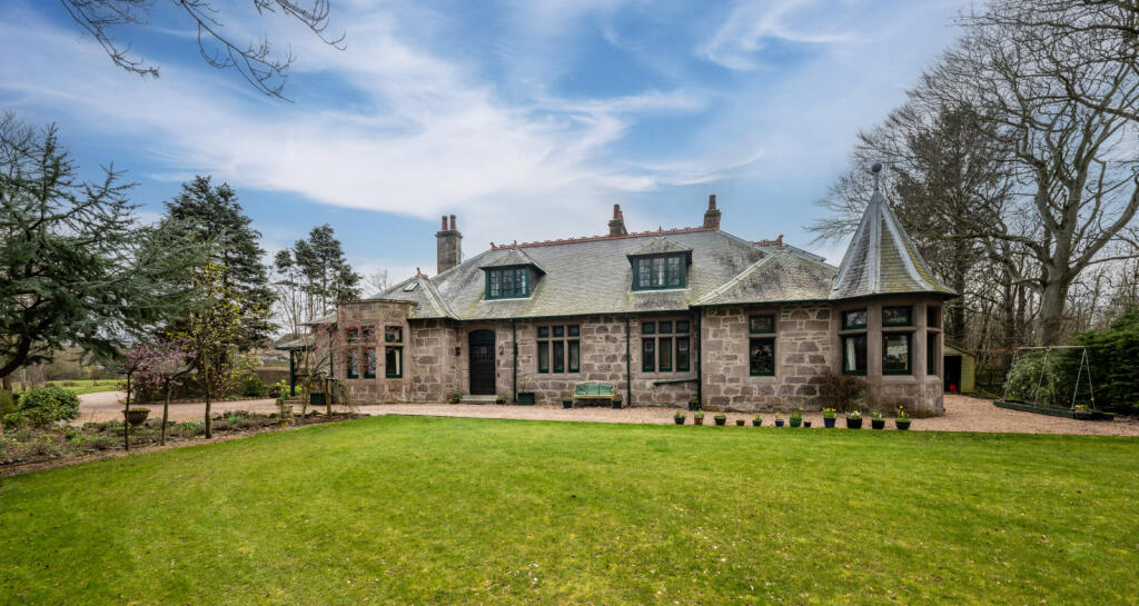 Main image of property: Green Den, Dunnottar, Stonehaven, Kincardineshire, AB39
