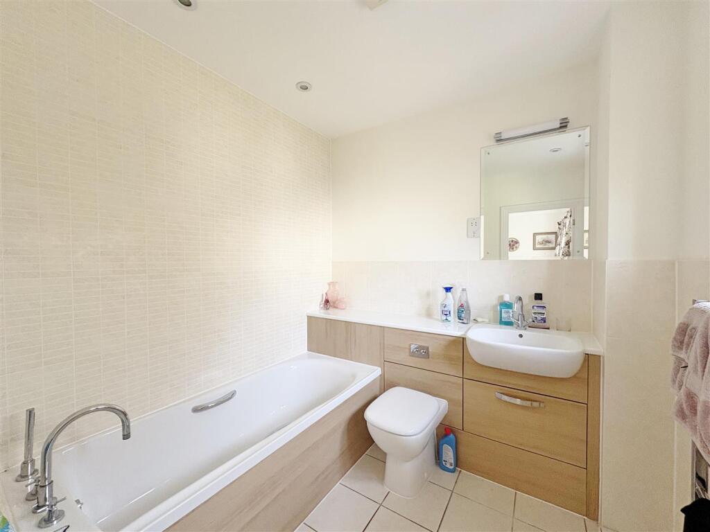 Additional image 15 of Cottle Avenue, Bradford-On-Avon