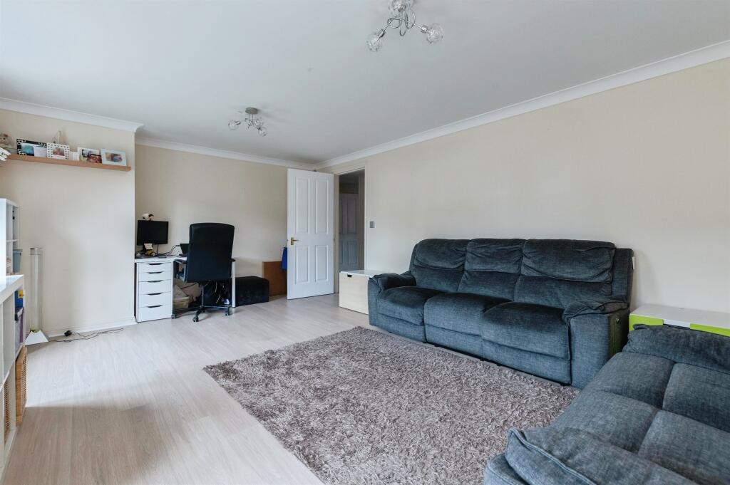 Apartment in BOURNEMOUTH - View 5