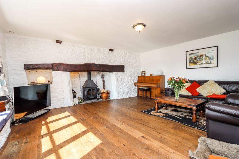 Highdale Avenue, Clevedon photo 2