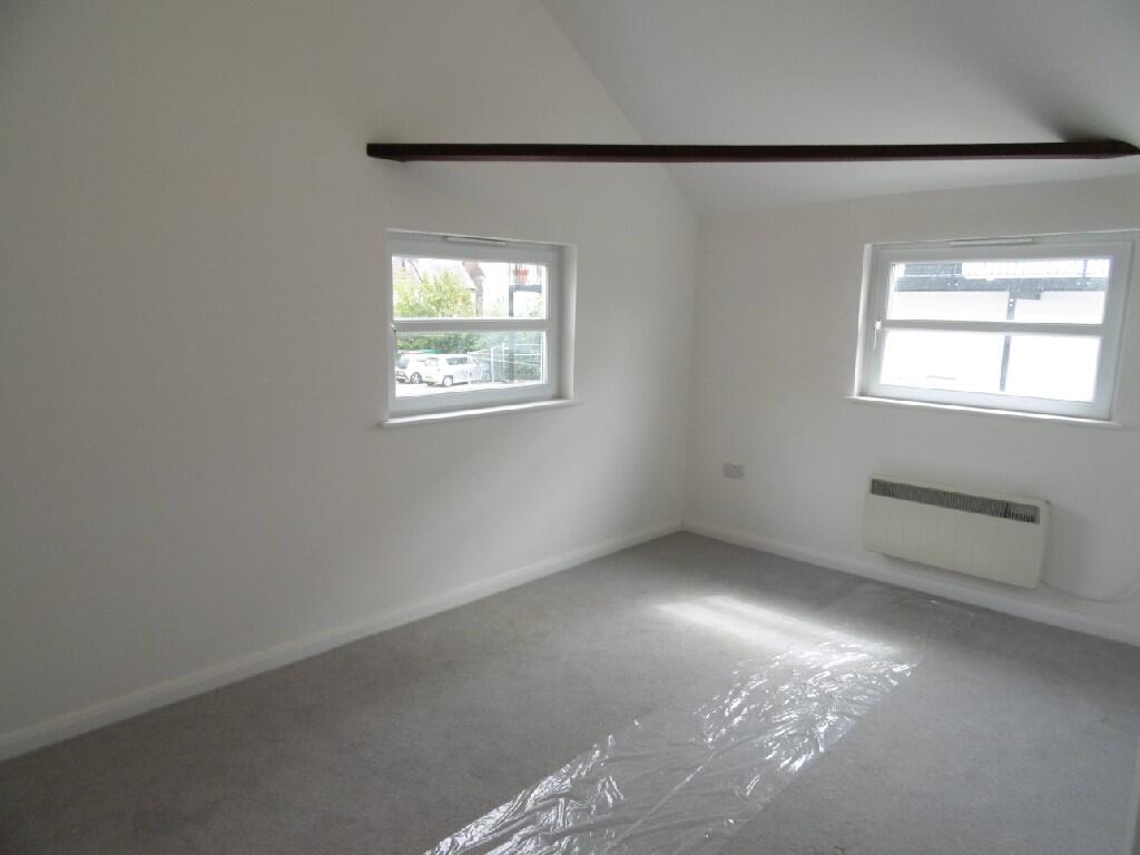 Apartment in Chelmsford - View 5