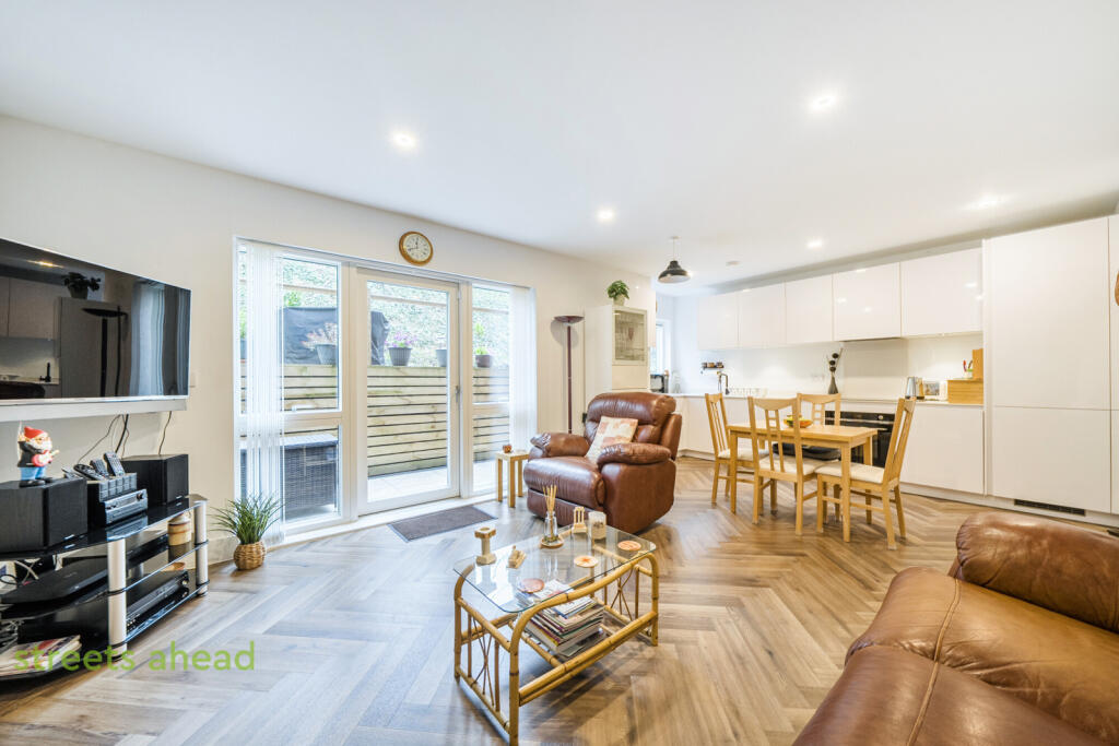 Main image of property: Braemar Avenue, South Croydon, CR2