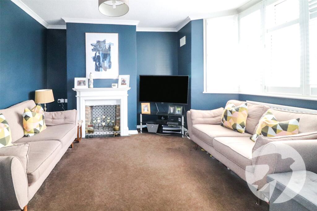 House in London - View 2