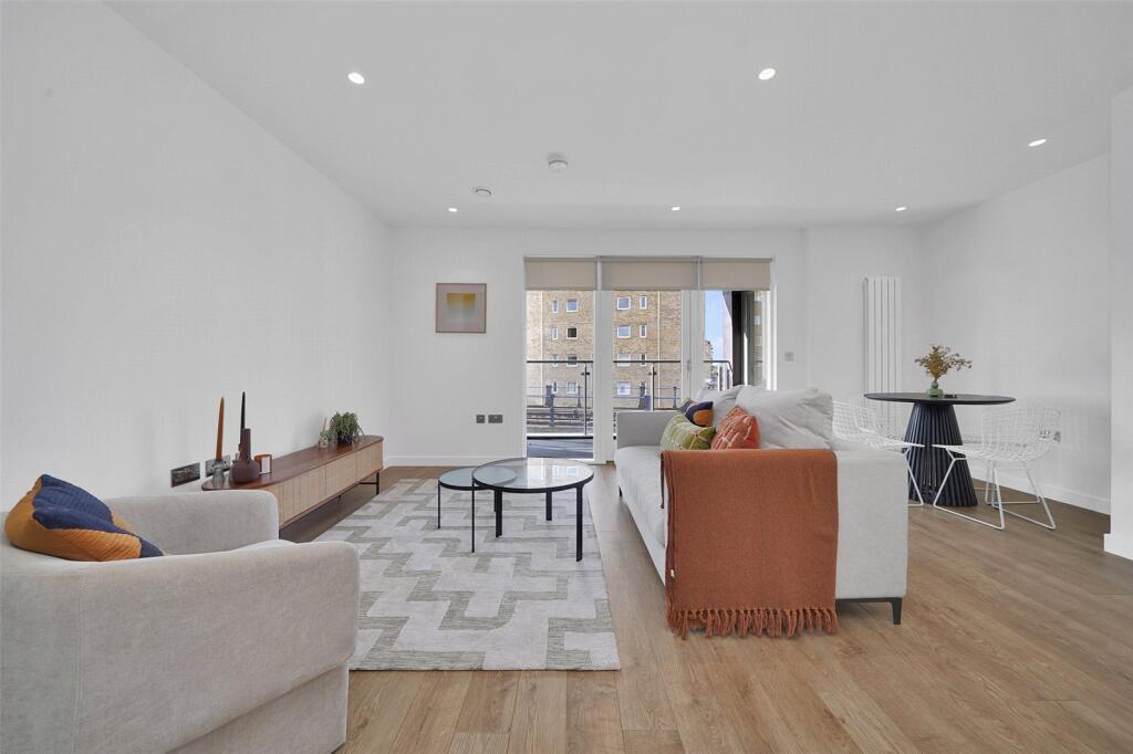 Main image of property: Mettalica Court, E14