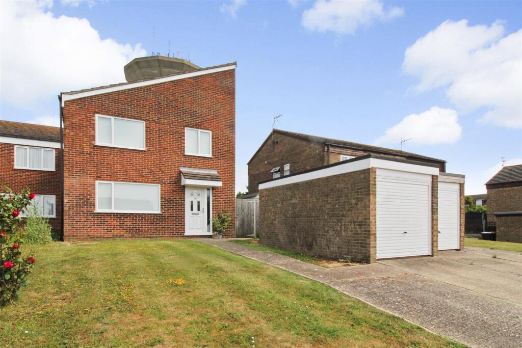 4-bed semi-detached on Reynolds Close, Herne Bay, £350,000