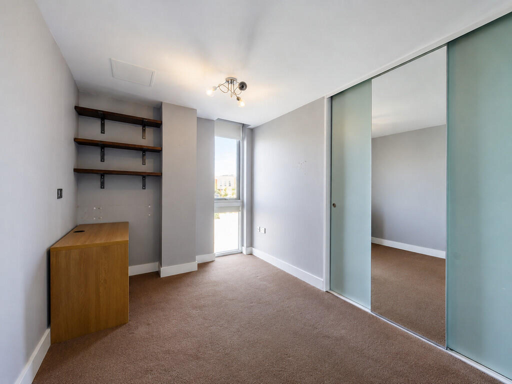 Apartment in Plymouth - More