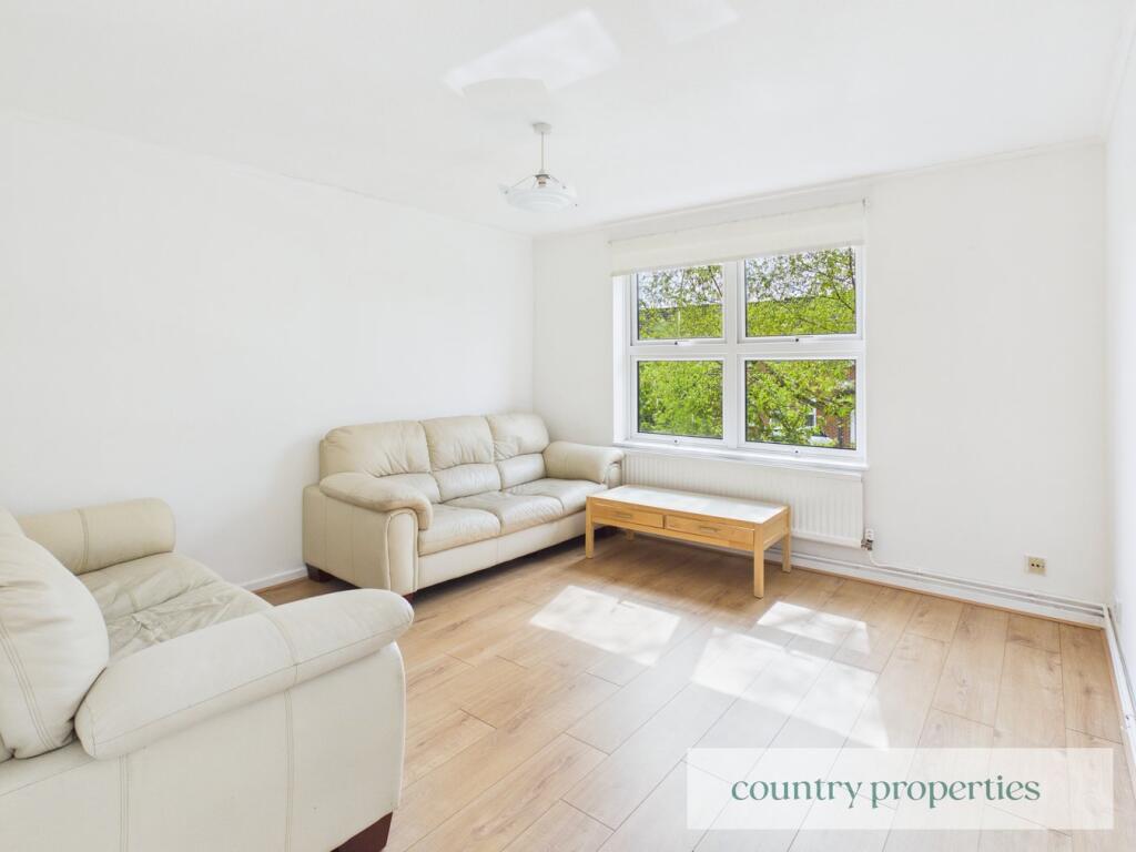 Additional image 3 of Broadwater Crescent, Welwyn Garden City, AL7