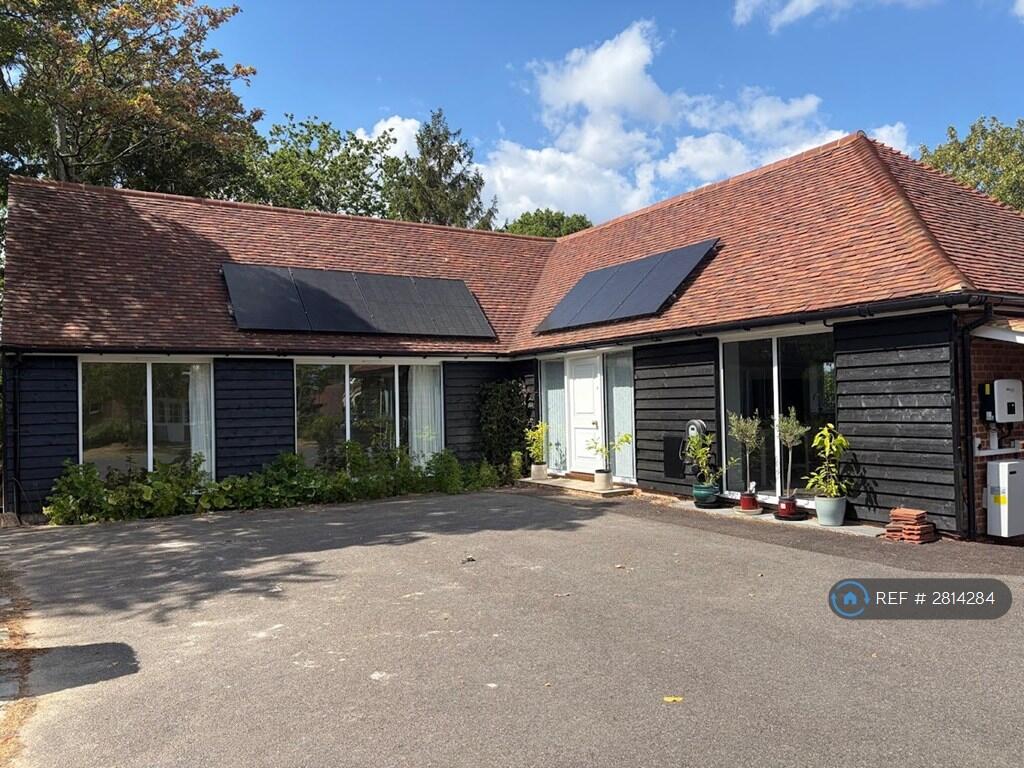 House in Tonbridge - View 2