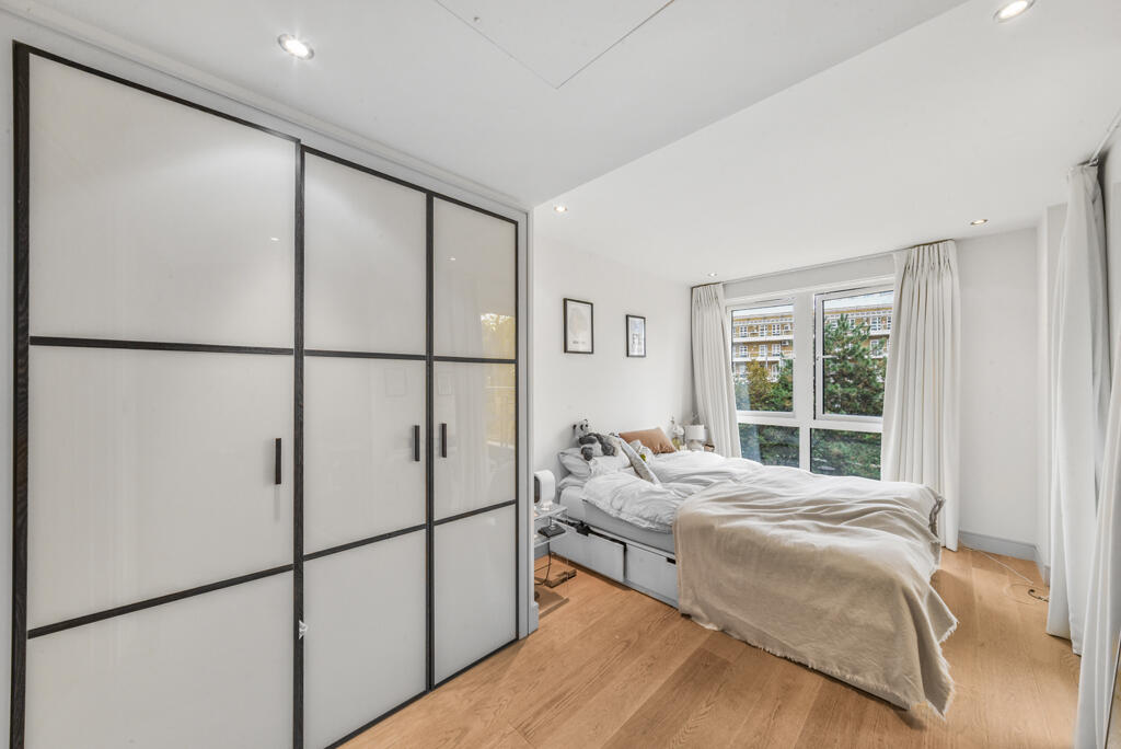 Apartment in London, Chelsea Creek, Fulham - View 5