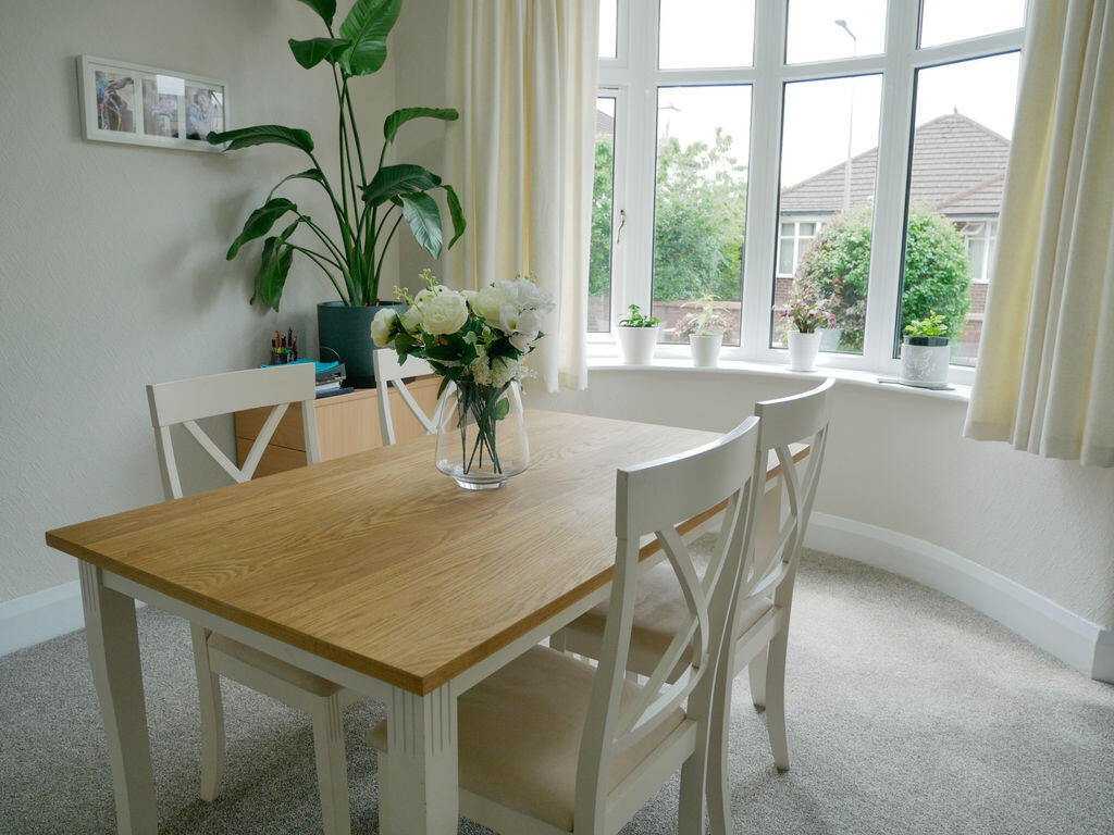 Dingle Grove, Gatley photo 4